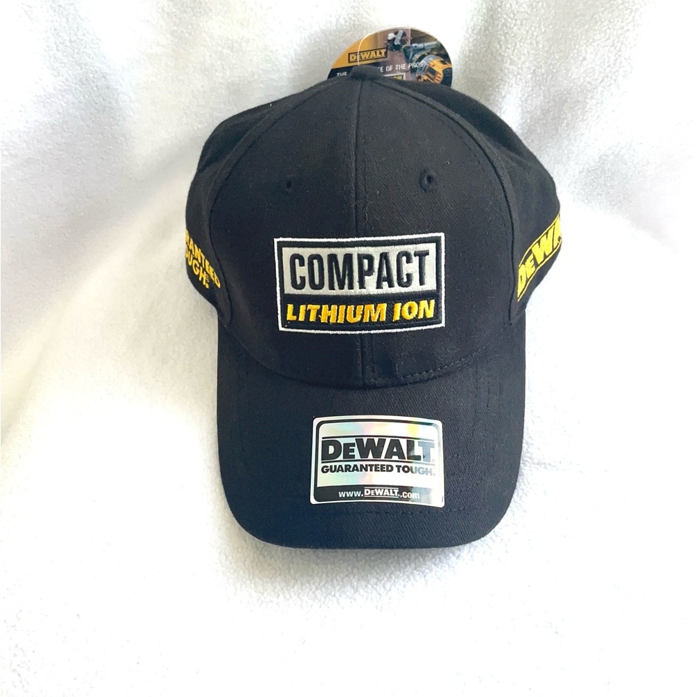 DeWalt Black Hat - Compact Lithium Ion Design.